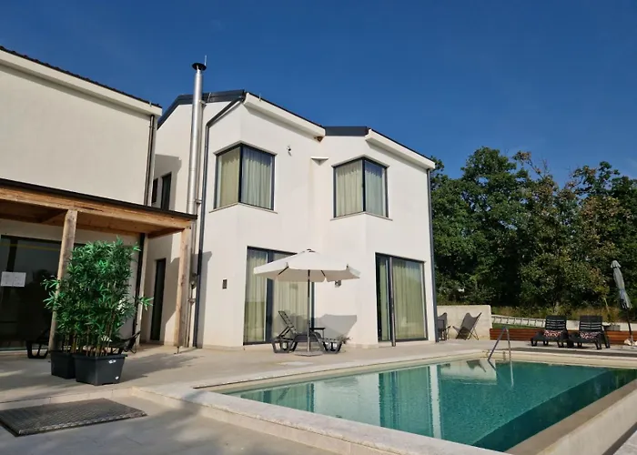 Villa Goistria