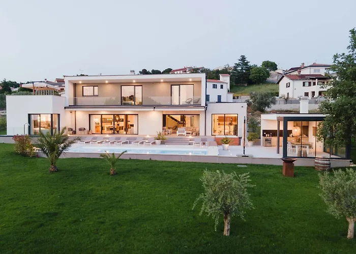 Villa Fuskulina - Stunning Villa Close To Porec