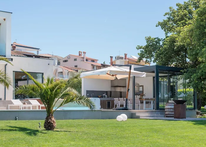Villa Fuskulina - Stunning Villa Close To Porec
